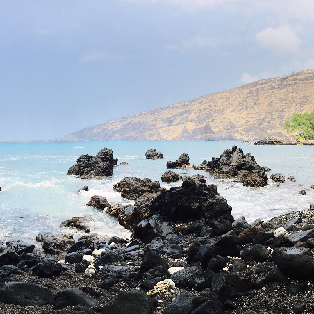 manini beach in south kona