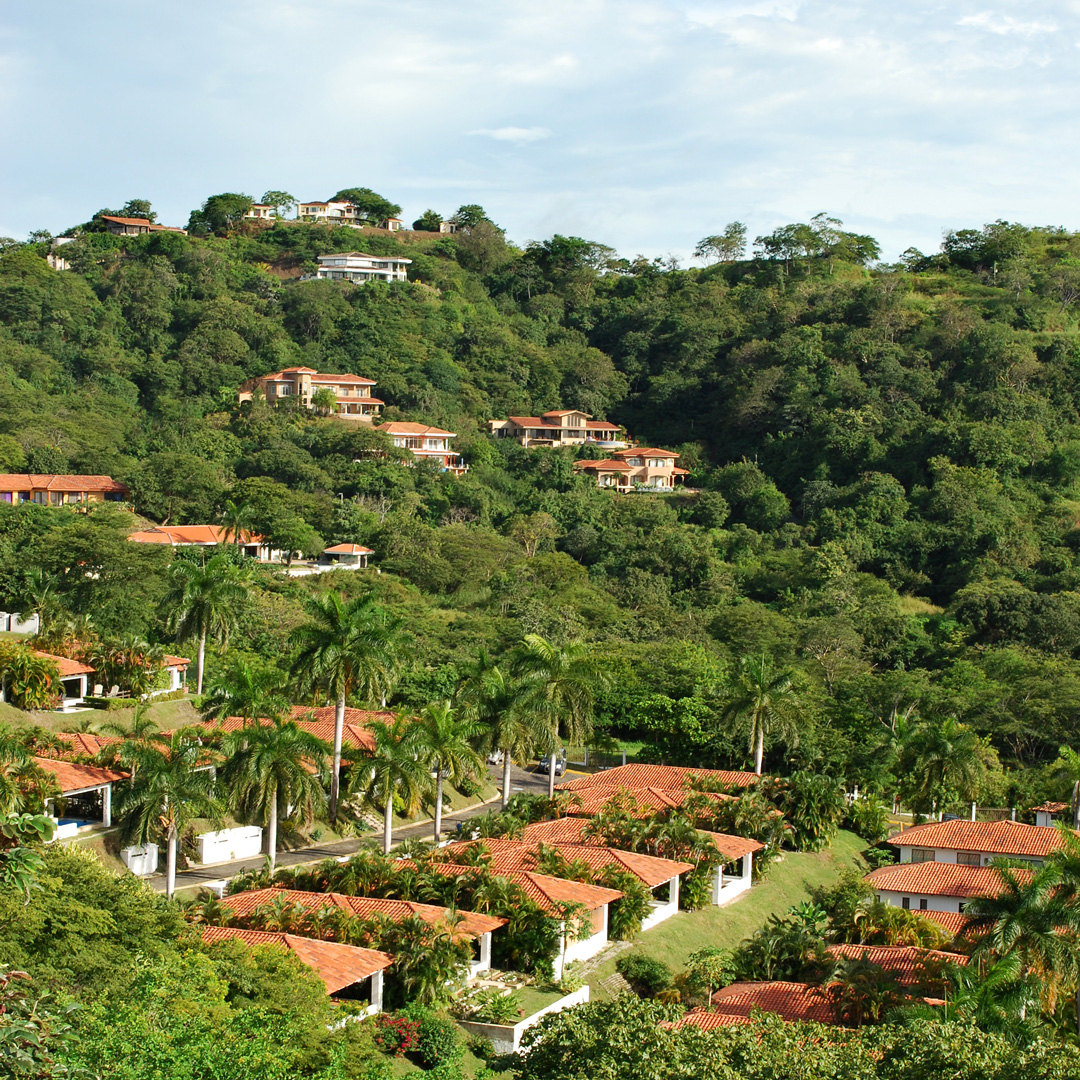 homes on a hill in Costa Rica