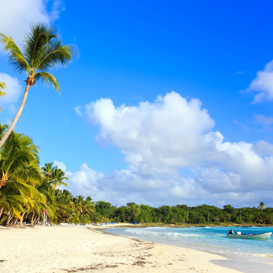 The picturesque Saona Island is also a nesting site for sea turtles. Photo © czekma13/123rf.