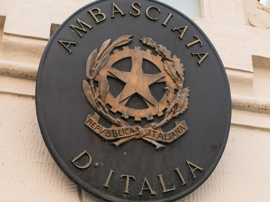 Italian embassy plaque
