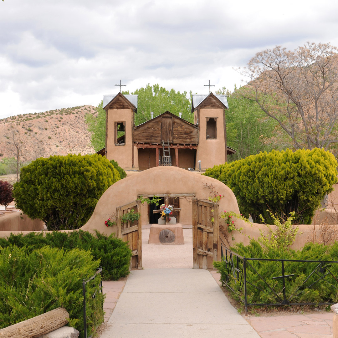 front entrance to the Santuario de Chimayo in New Mexico