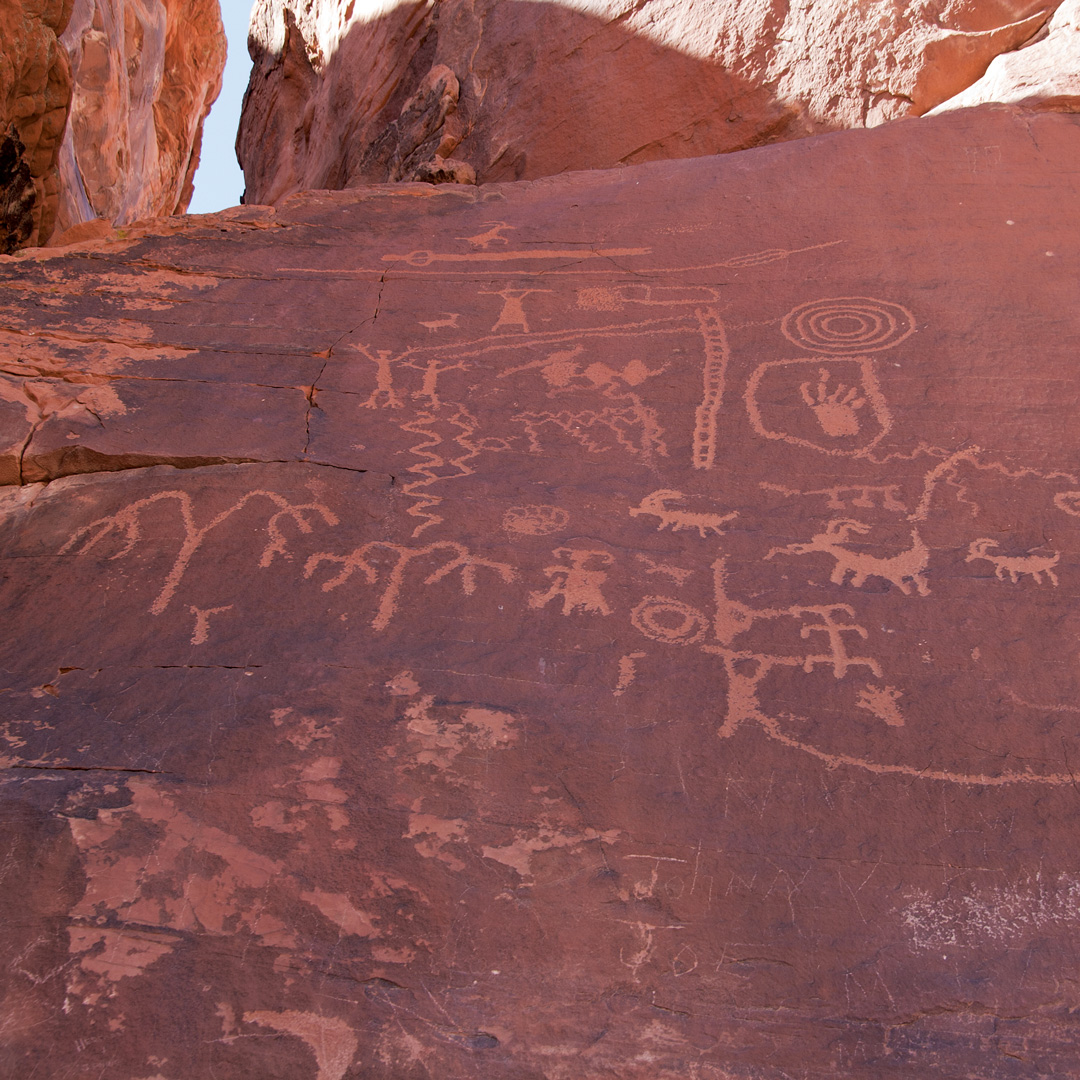 petroglyphs carved into a rock in Valley of Fire State Park