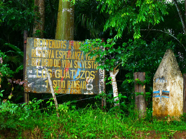 Photo of a sign at the border entrance to Nicaragua.
