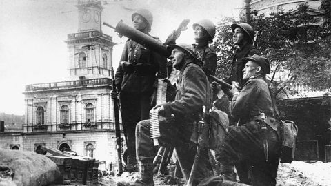 Picture of WWII Troops