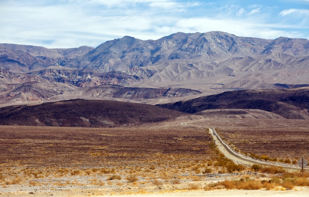 road through desert in Death Valley