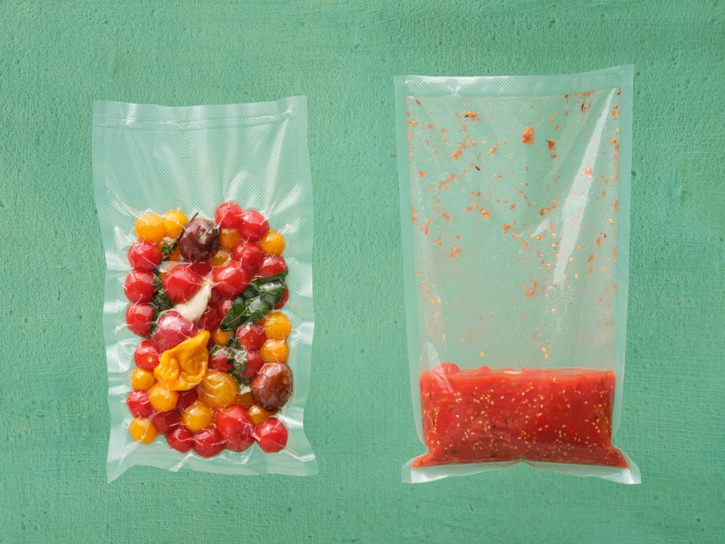 Fermenting tomato bags