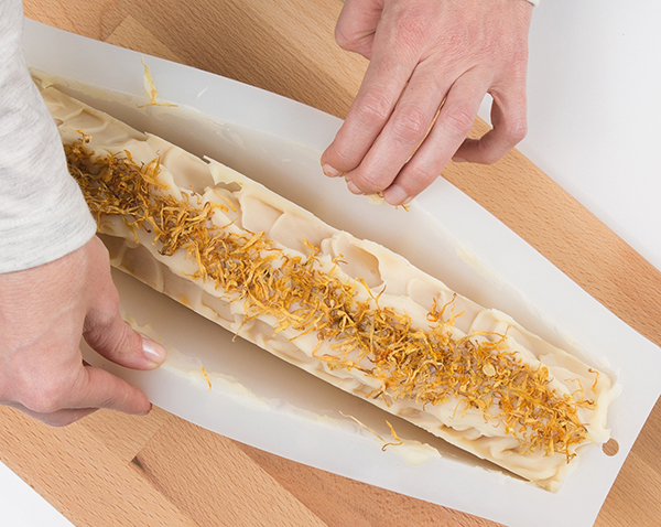 storey-Make Calendula-Infused Buttermilk Soap Bars-11