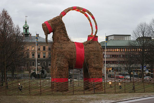 Photo of a Gävle Christmas Goat.