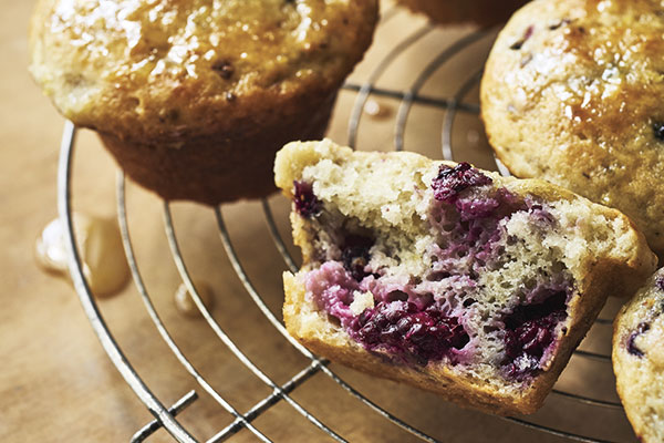 Six-Recipes-for-Mothers-Day-Brunch-BlackberryMuffins