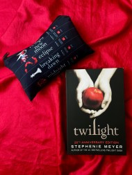 Twilight 20th Anniversary Gift Set