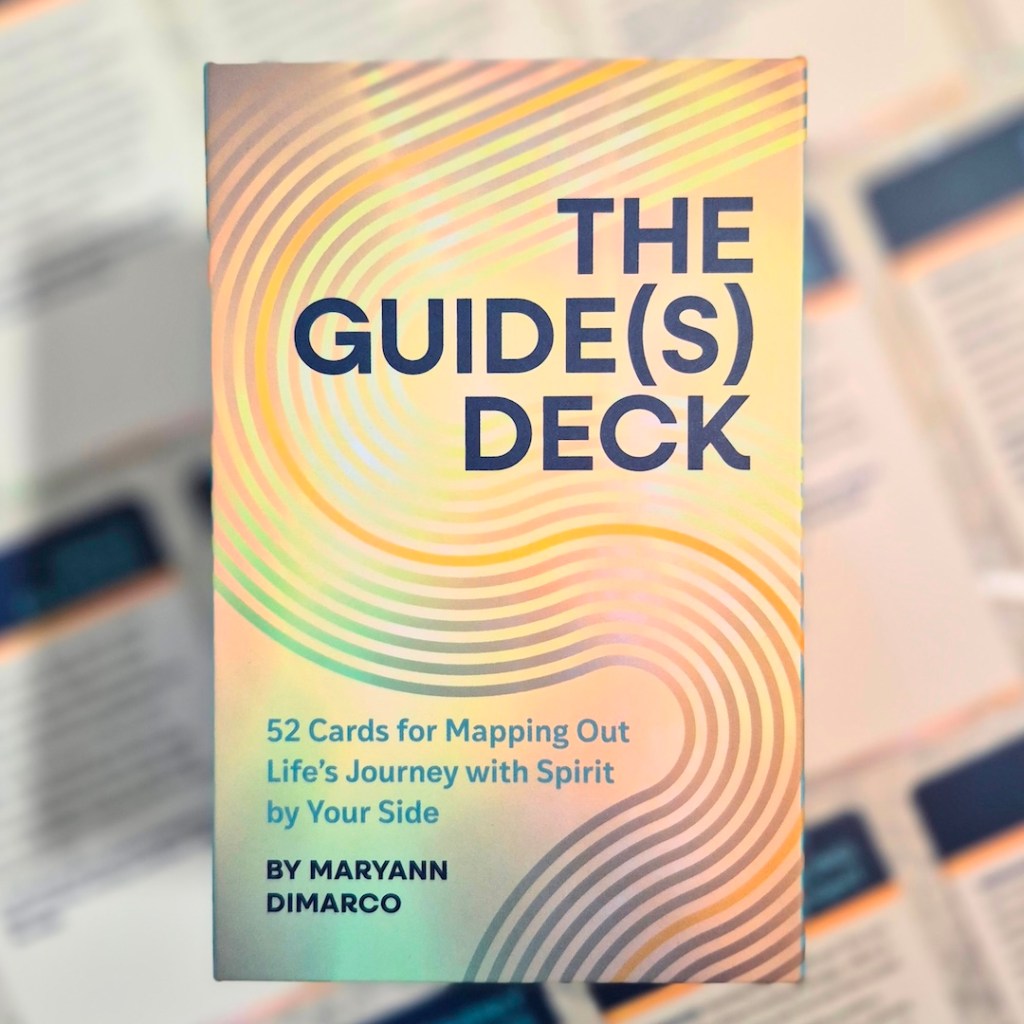 Photo of the box of The Guide(s) Deck