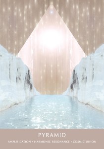 The Pyramid card from The Dreamgate Oracle